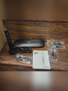Philips Sonicare ExpertClean 7500 Electric Toothbrush With Accessories
